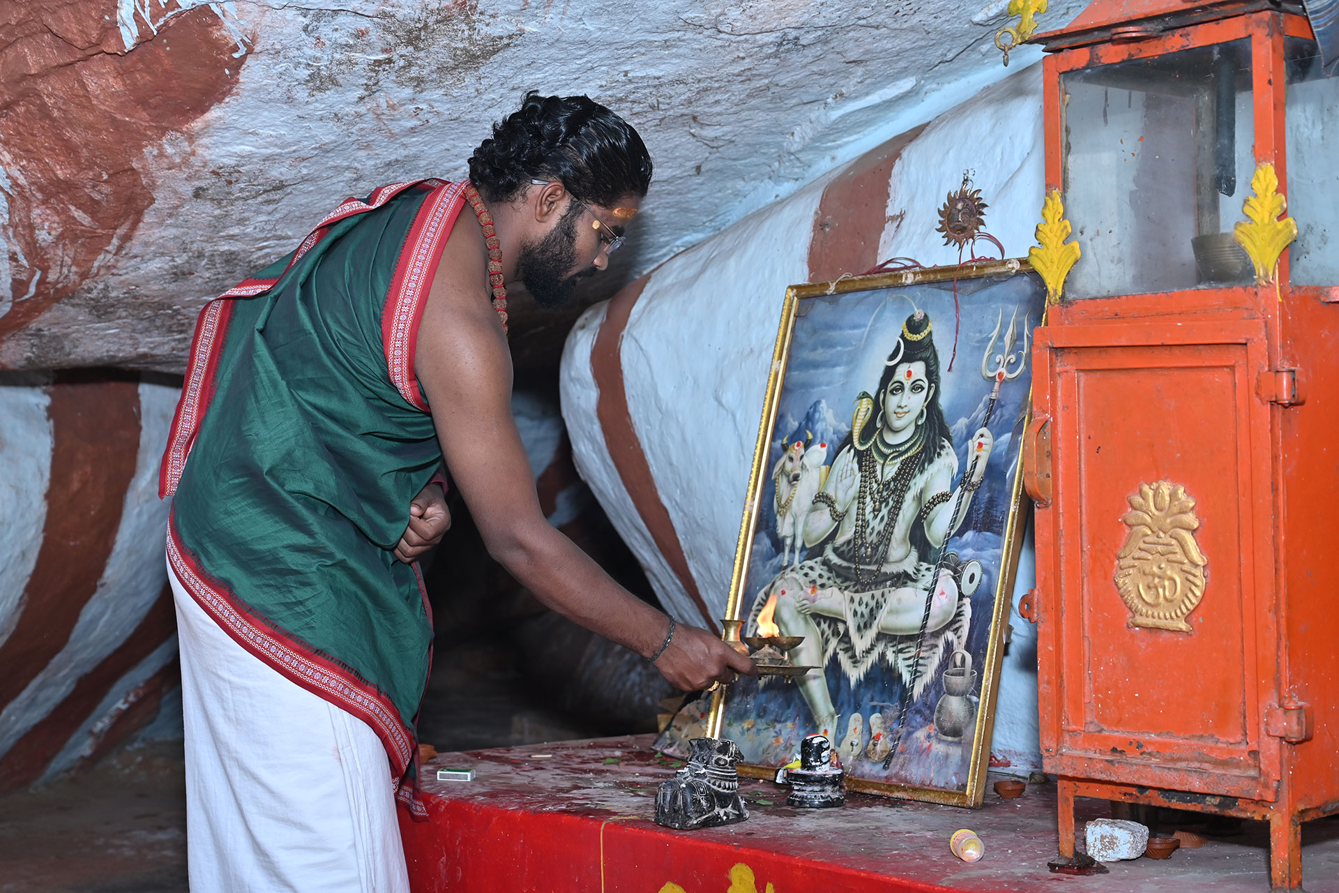 Sri Anjanadri Astro Center with spiritual décor and traditional Vedic astrology setup